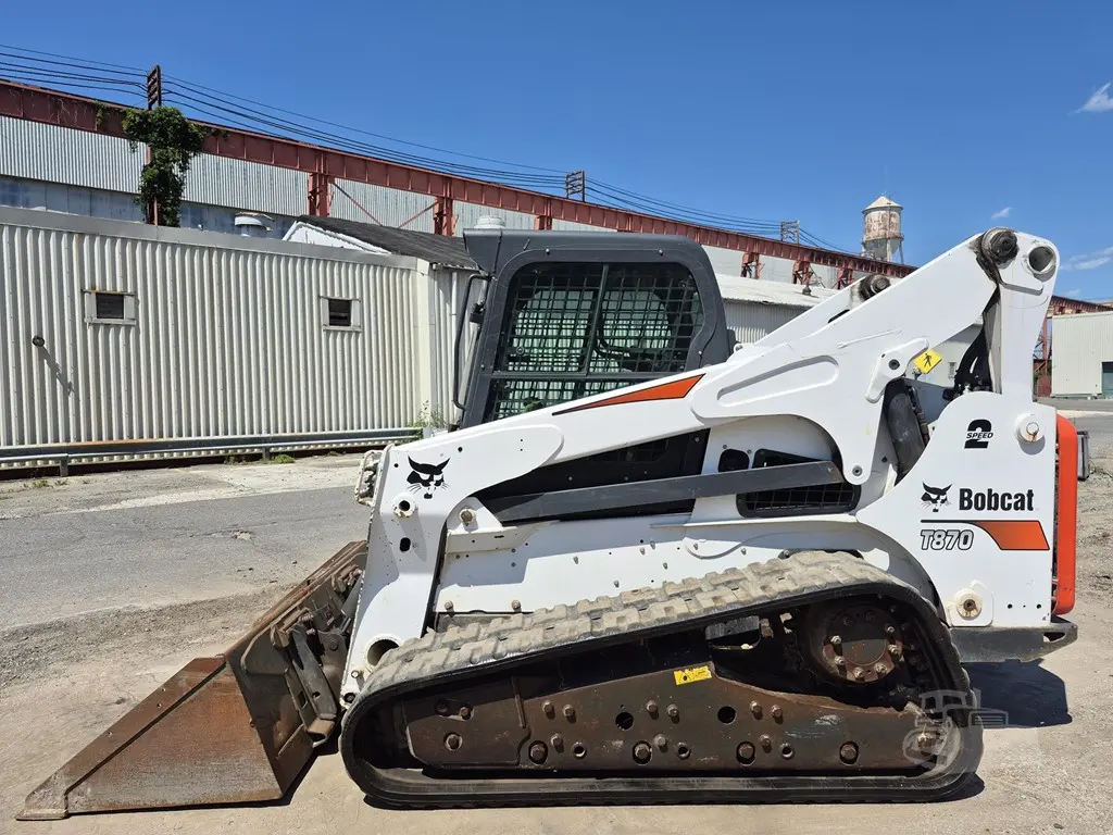 2016 Bobcat T870
