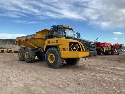 2023 Komatsu HM400-5