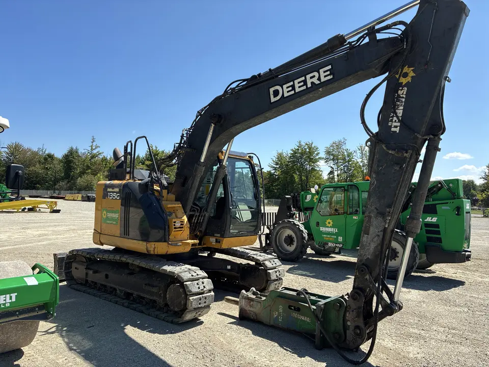 2019 John Deere 135G