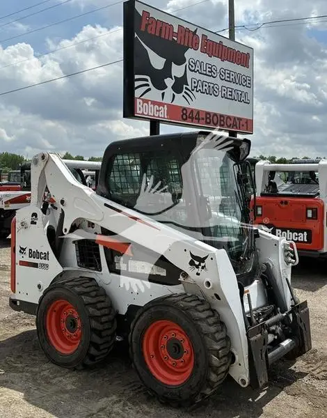 2014 Bobcat S590