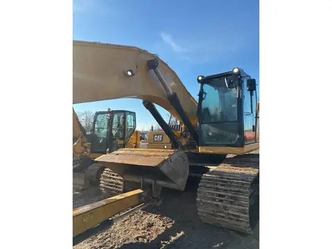 2019 Caterpillar 330