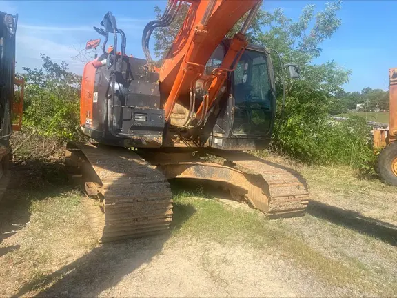 2018 Hitachi ZX245USLC-6