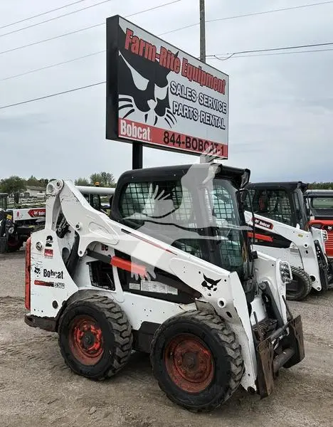 2016 Bobcat S570