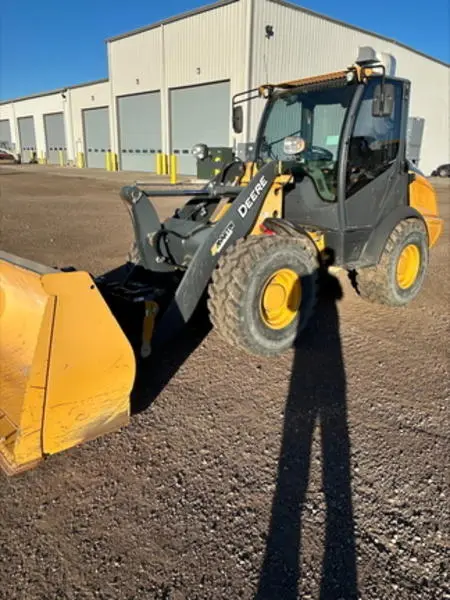 2020 John Deere 204L