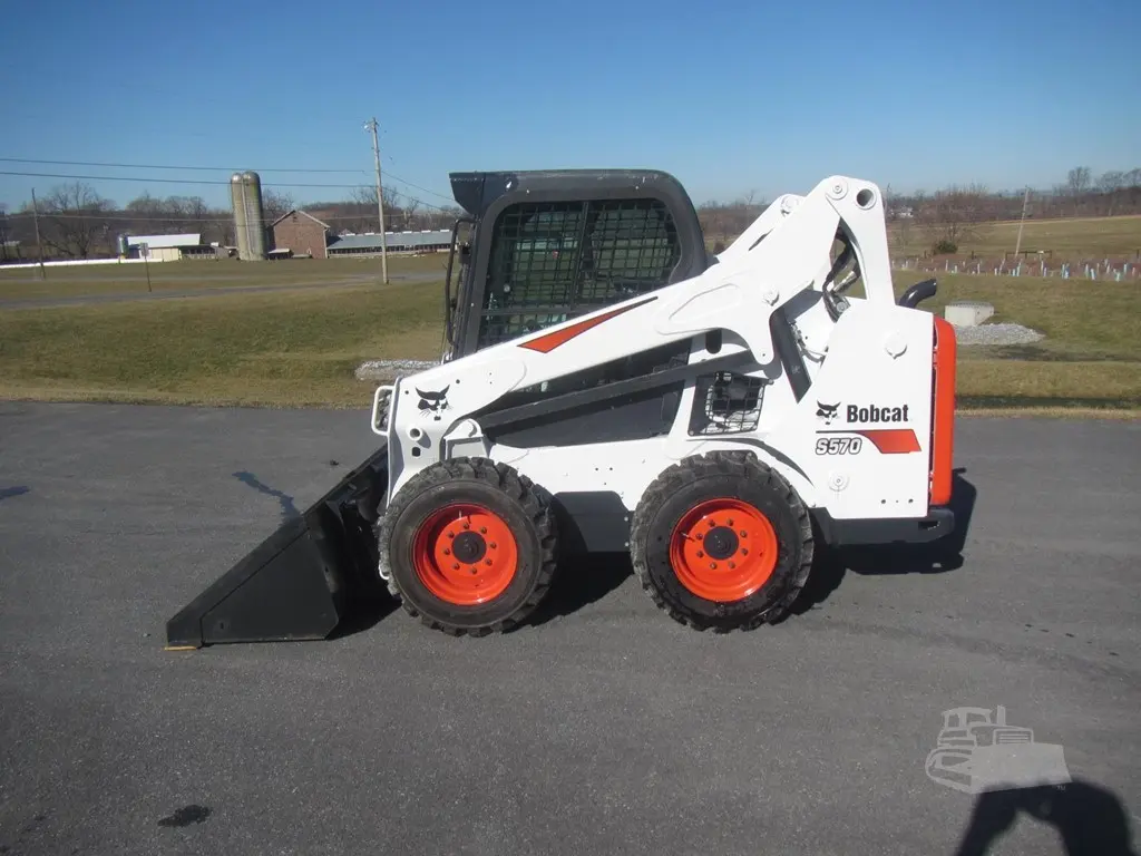 2018 Bobcat S570