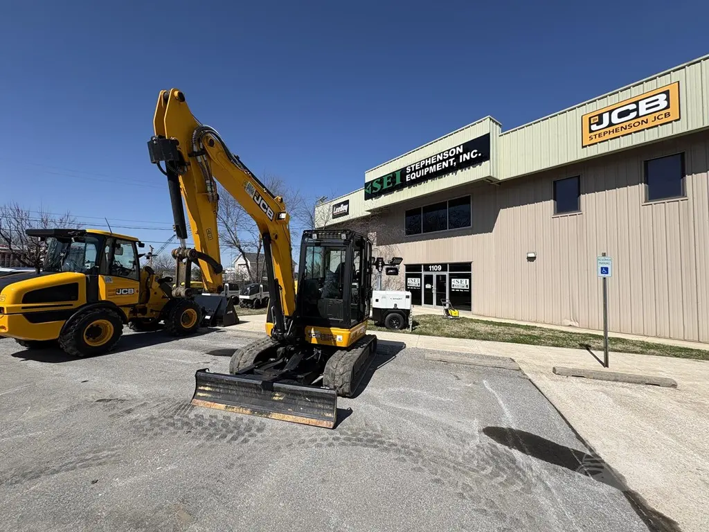 2022 JCB 48Z-1