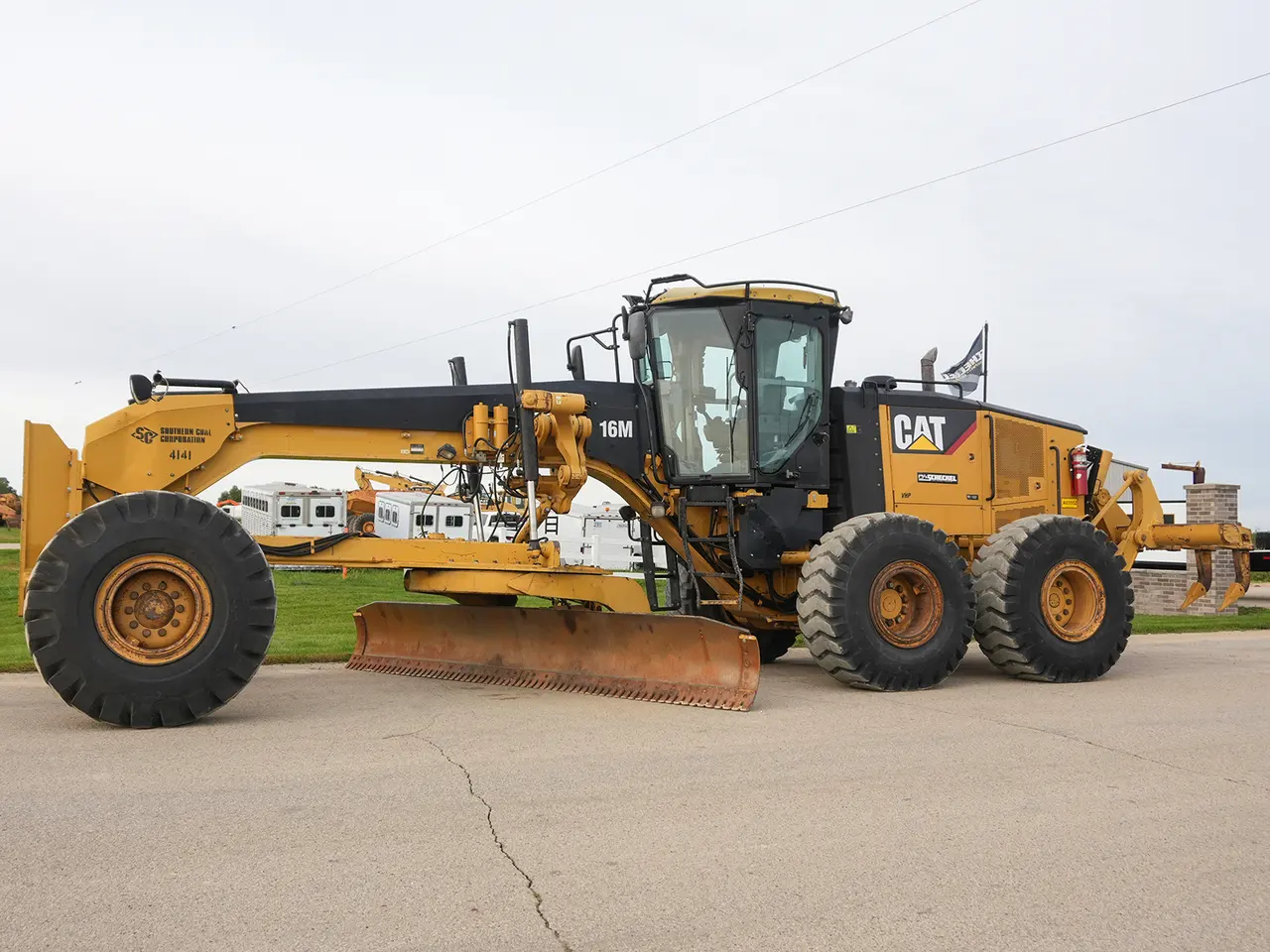 2009 Caterpillar 16M VHP