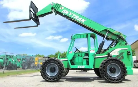 2015 SkyTrak 6042