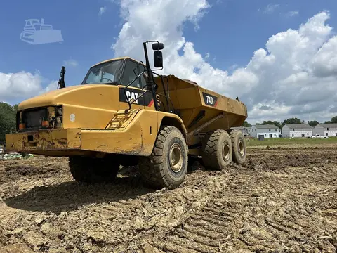 2011 Caterpillar 740B