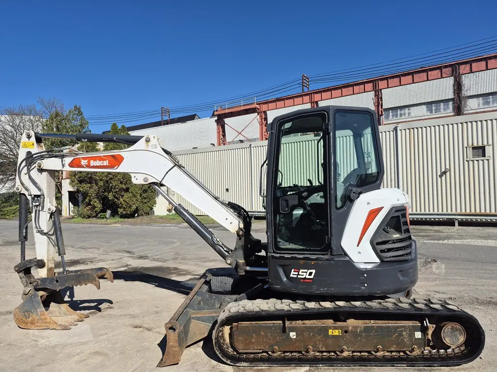 2021 Bobcat E50R2