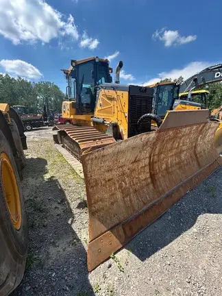 2022 John Deere 750L LGP