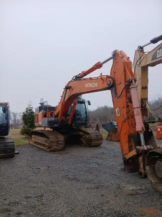 2016 Hitachi ZX470LC-6