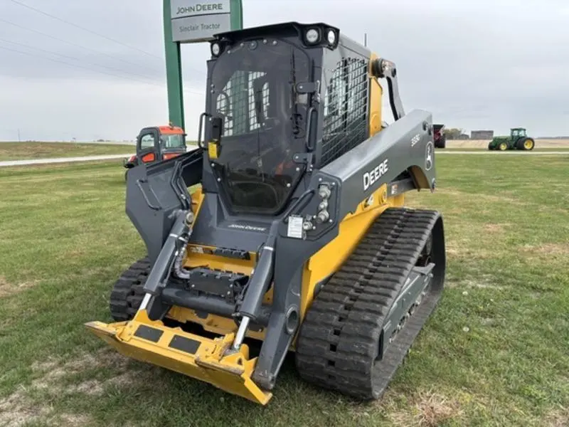 2023 John Deere 333G