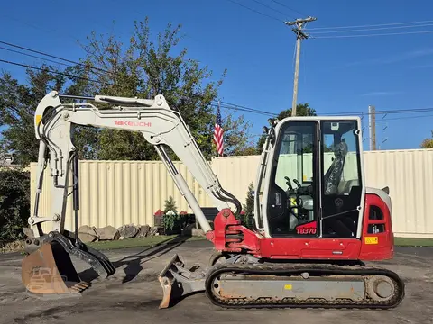 2023 Takeuchi TB370