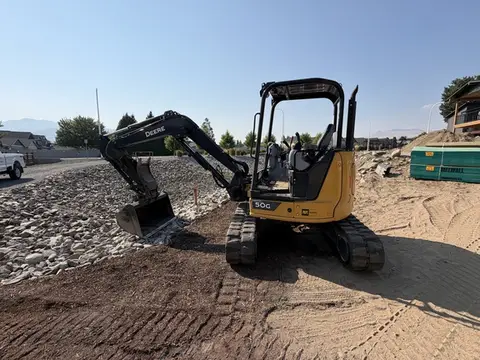 2022 John Deere 50G