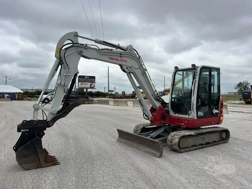 2024 Takeuchi TB370