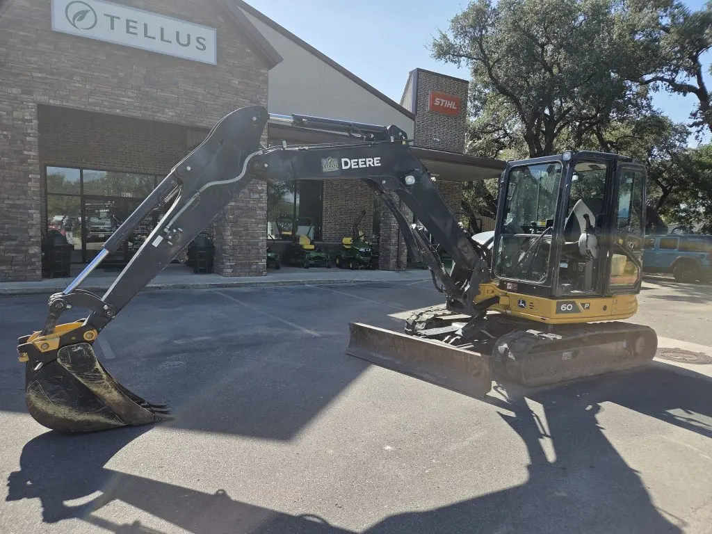 2024 John Deere 60P