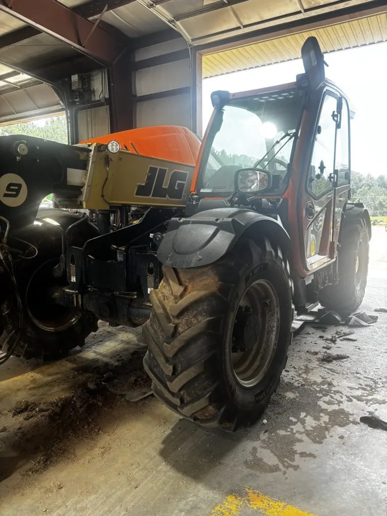 2024 JLG AG925