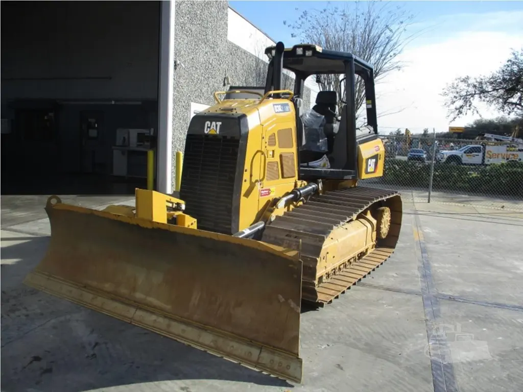 2018 Caterpillar D3K2 LGP