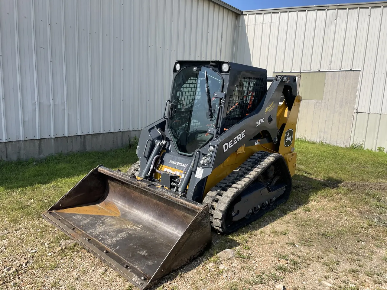 2024 John Deere 317G