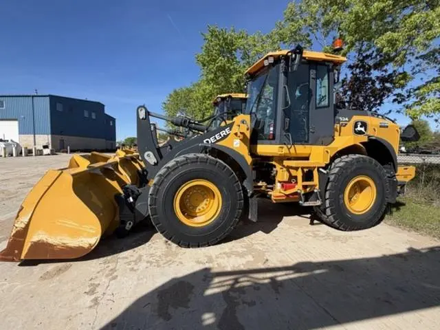 2024 John Deere 524P