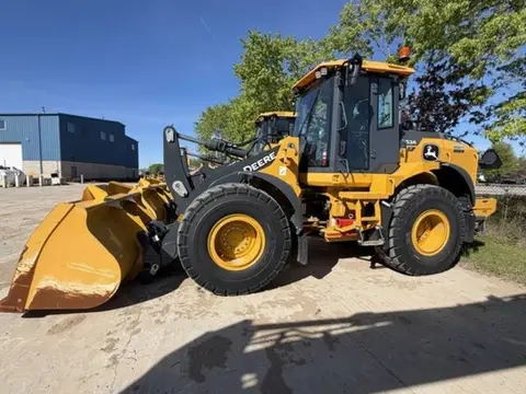 2024 John Deere 524P