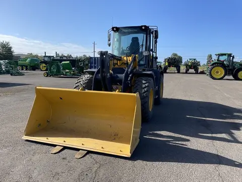 2023 John Deere 344L