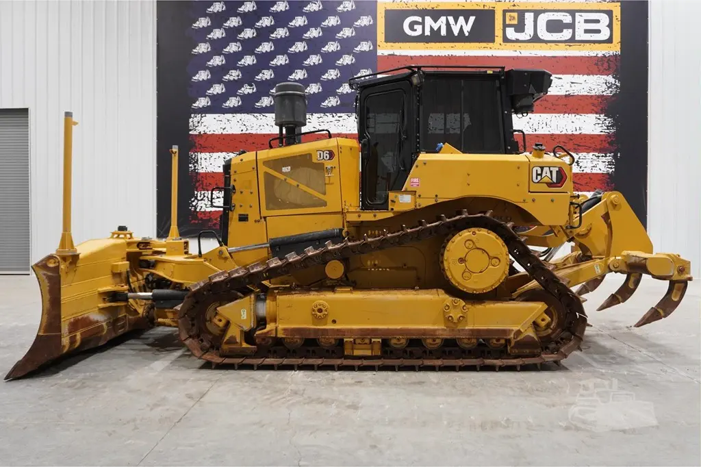 2021 Caterpillar D6