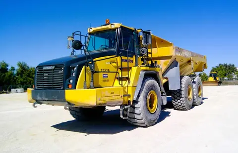 2024 Komatsu HM400-5