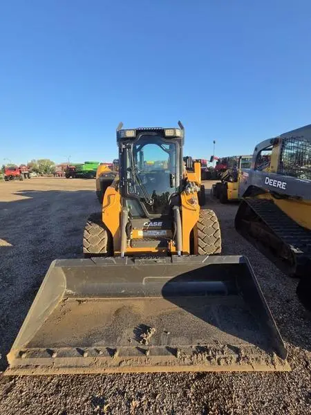2023 Case SV340B