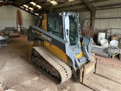 2016 John Deere 331G