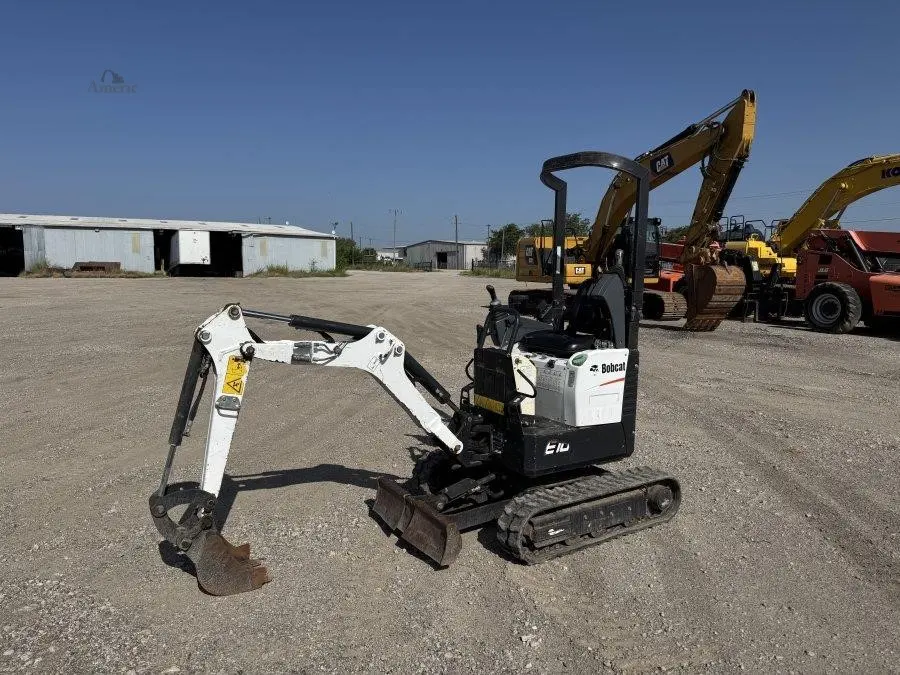 2022 Bobcat E10