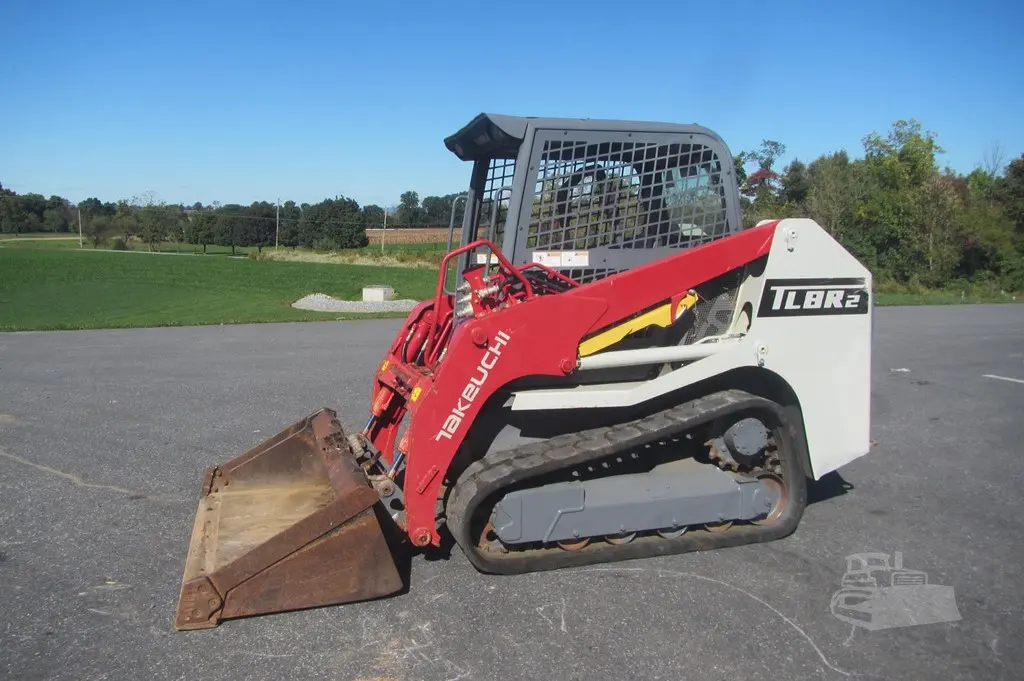 2023 Takeuchi TL8R2