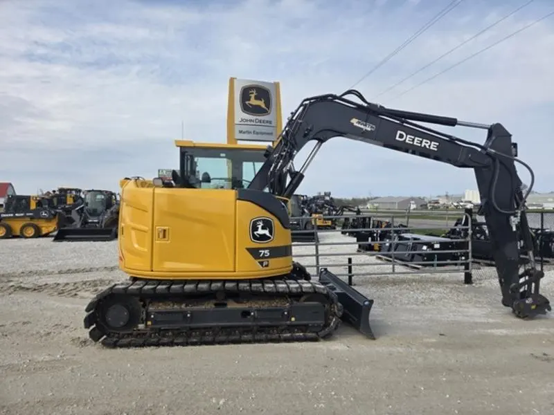 2025 John Deere 75P