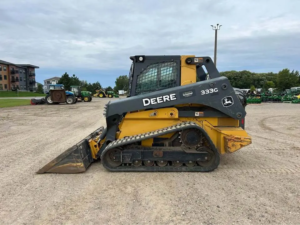 2018 John Deere 333G