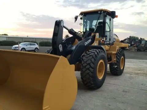 2023 John Deere 544P
