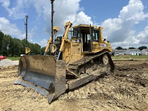 2002 Caterpillar D6R XL