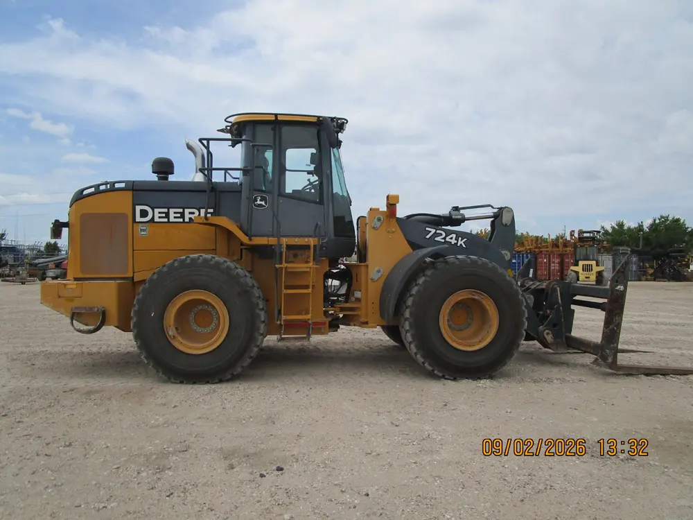 2016 John Deere 724K