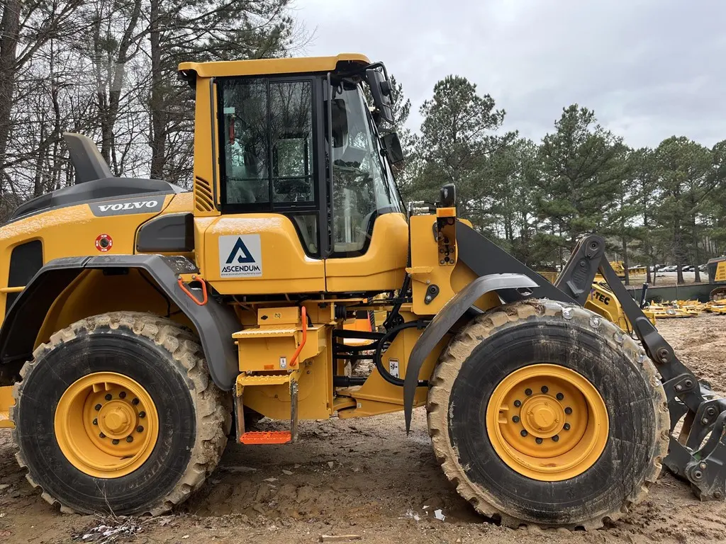 2025 Volvo L60H