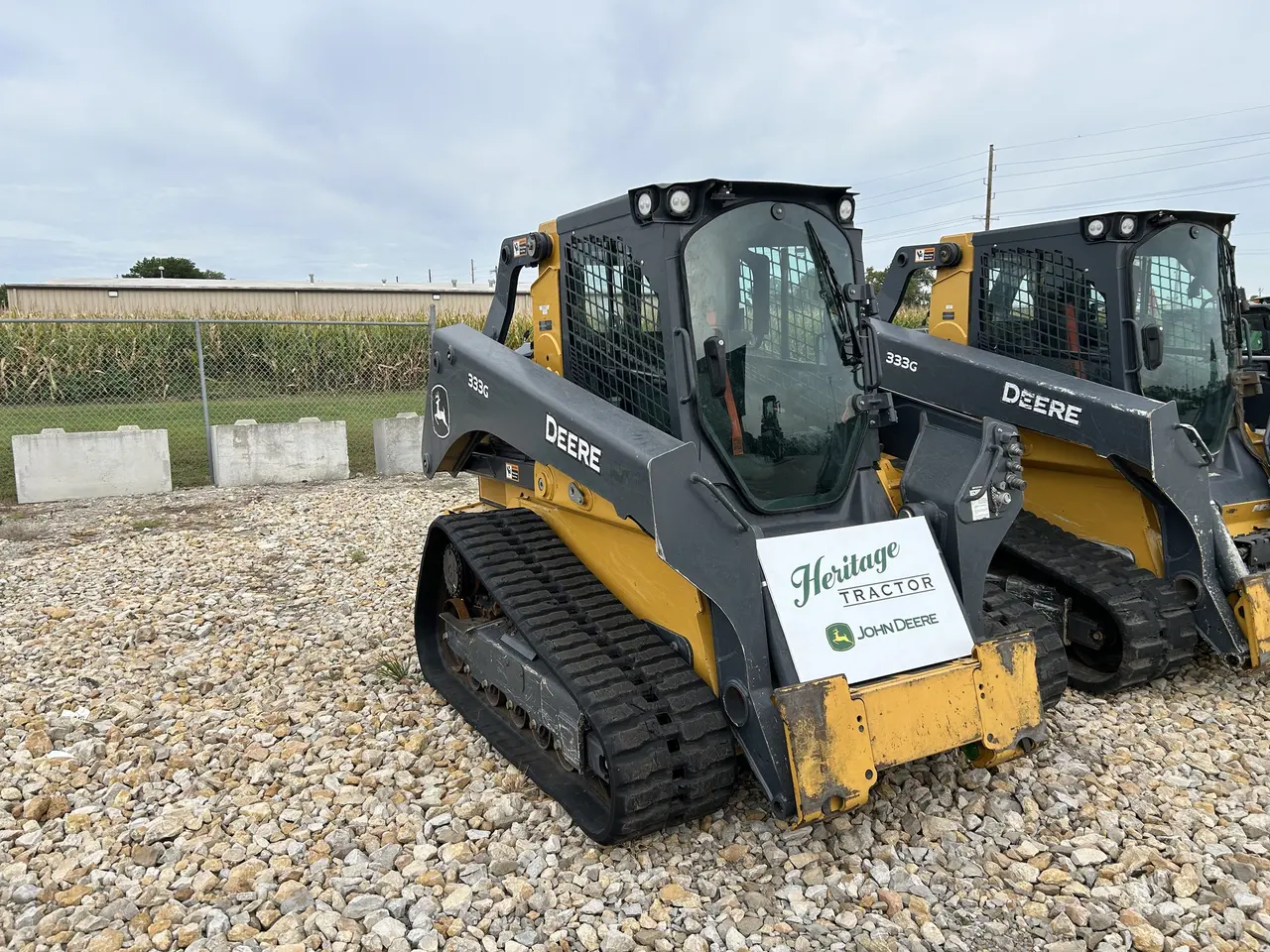 2023 John Deere 333G
