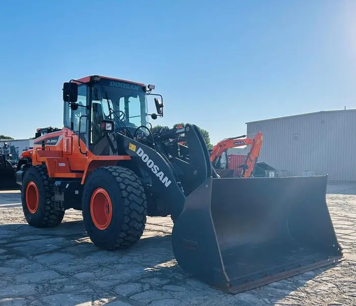 2022 Develon DL250-7