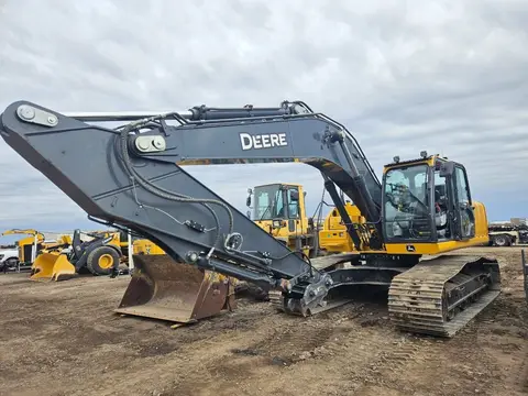 2025 John Deere 300P