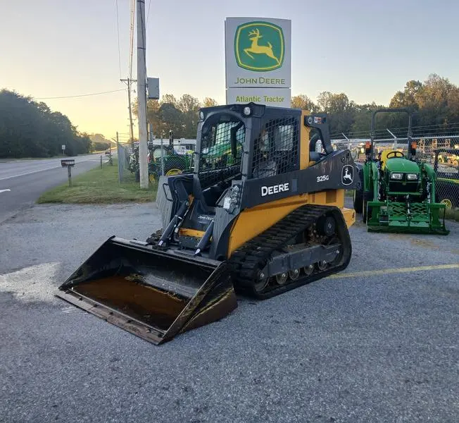 2021 John Deere 325G