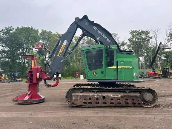 2016 John Deere 853M
