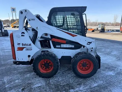 2017 Bobcat S590