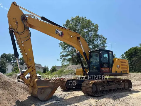 2023 Caterpillar 330