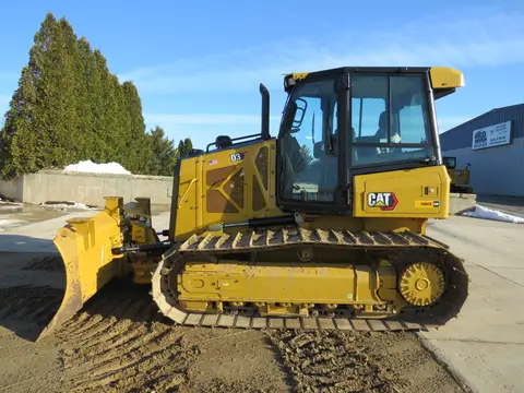 2023 Caterpillar D3