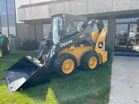 2024 John Deere 318G