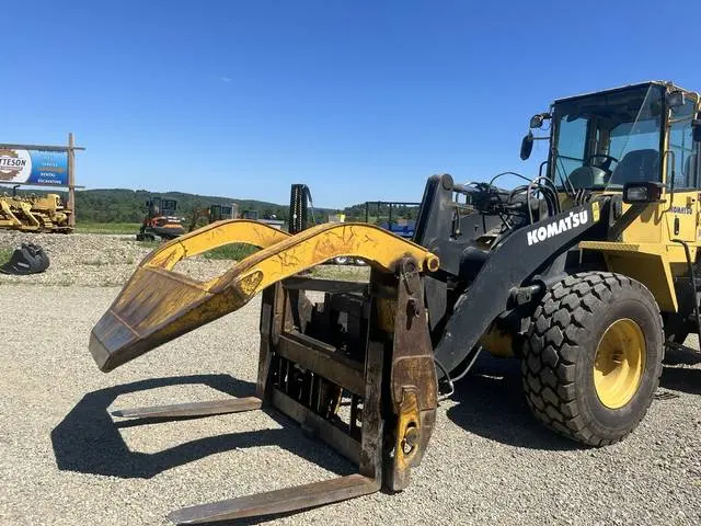 2005 Komatsu WA250-5L