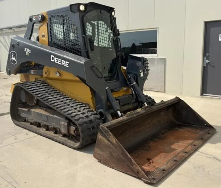 2019 John Deere 331G